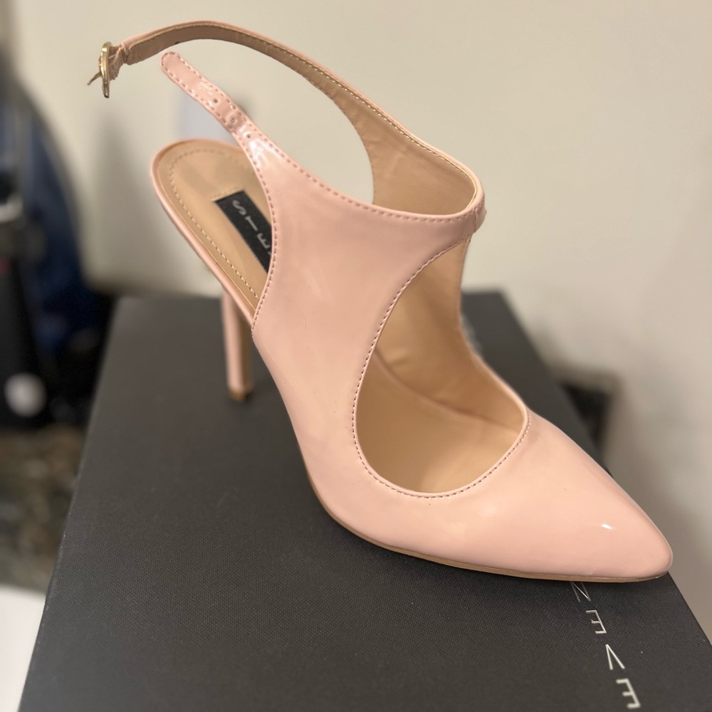 Elegant Blush Pink Slingback Heels